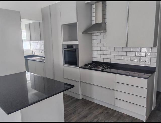 2 BEDROOM TOWNHOUSE FOR SALE IN SANDBAAI